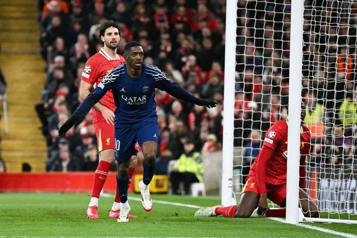 开云登陆入口-萨拉赫意外战胜巴黎圣日耳曼，持续失利引爆全场！-开云登陆入口