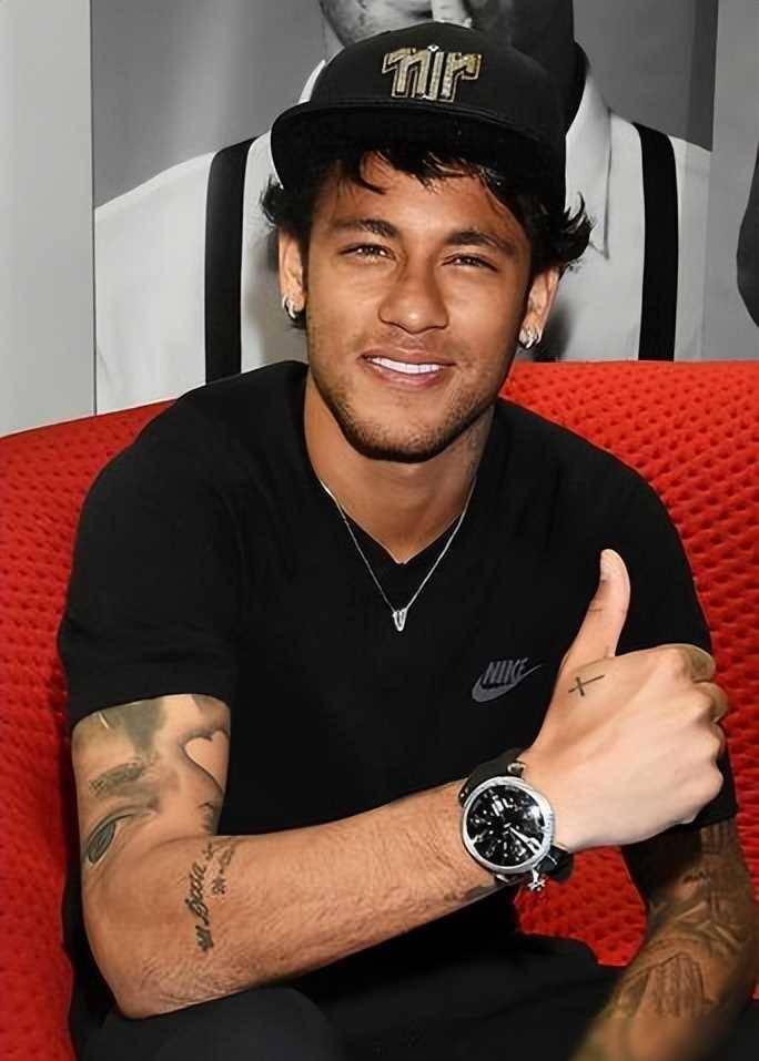 开云体育-包含内马尔焦点对战，大坂直美与50激战澳大利亚队分钟，比赛局势复杂胜负难料！赛场气氛高涨的词条-开云体育